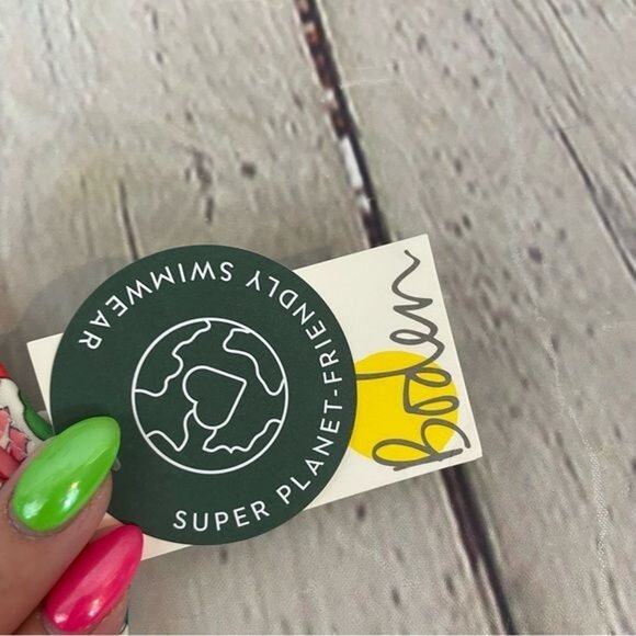 Mini Boden Floral Pattern Bikini Top - Picture 2 of 5